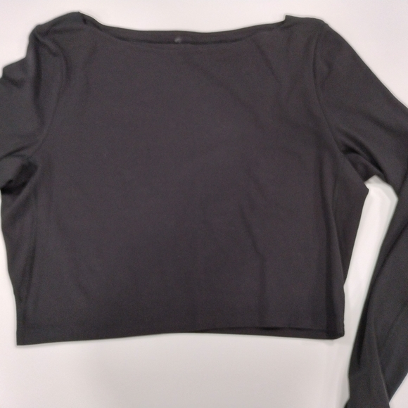 Ladies Lululemon Long Stretch Sleeve Crop Top - Picture 3 of 7